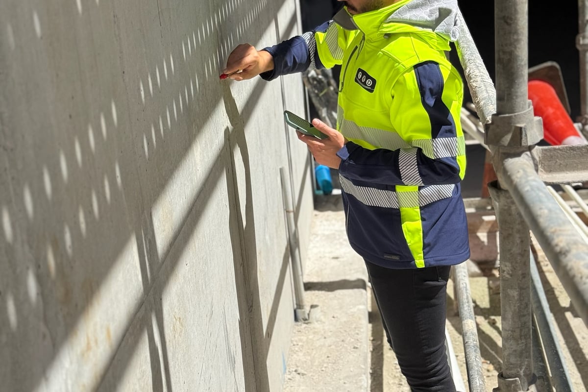 Modern expansion joint reconstruction with flexible sealant systems